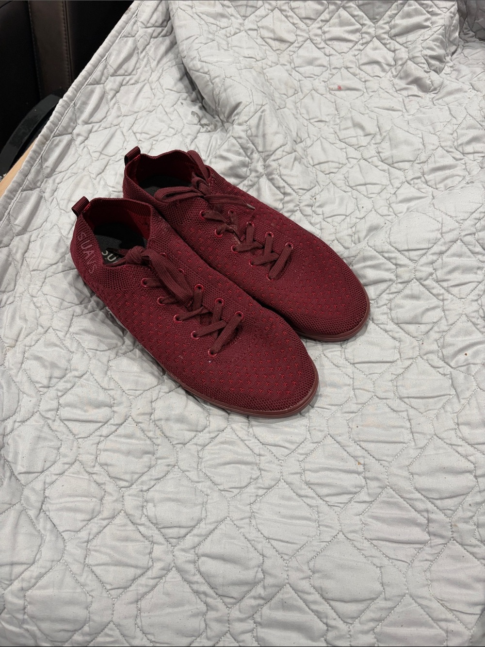 Suavs Men's Knit Lace-Up Sneakers in Burgundy